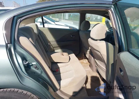 2003 Nissan Altima 2.5 S из США, поврежденный, VIN 1N4AL11D03C116567